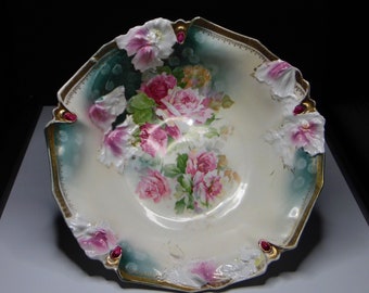 Porcelain Bowl, R S (Reinhold Schlegelmilch) Prussia, Carnation Mold 28, Pink Roses Transfer. 1890 - 1920