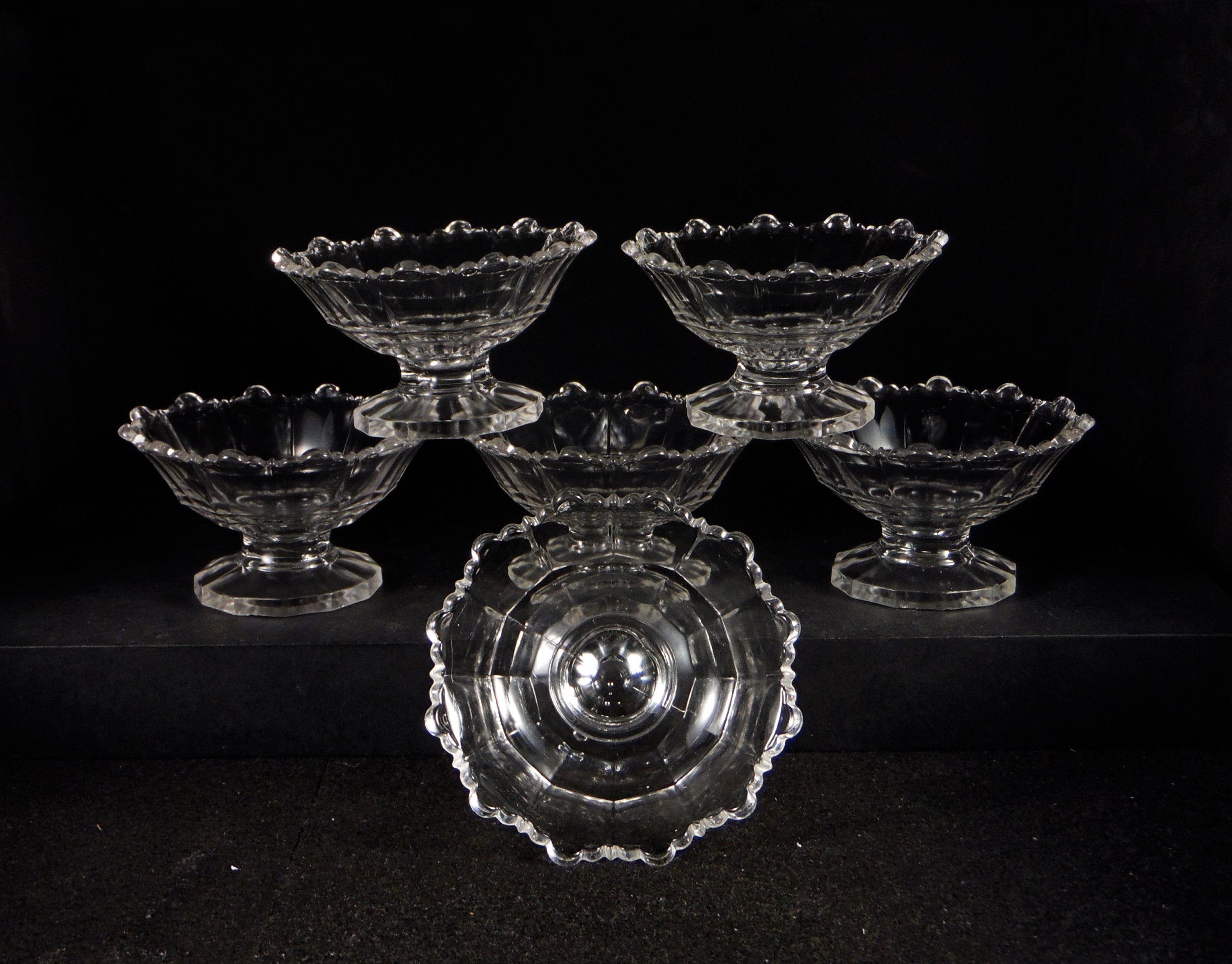 Early American Pressed Glass Individual Berry Bowl, Duncan