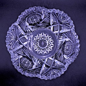 Heisey Pinwheel and Fan Pressed Glass Bowl: Early American c1910
