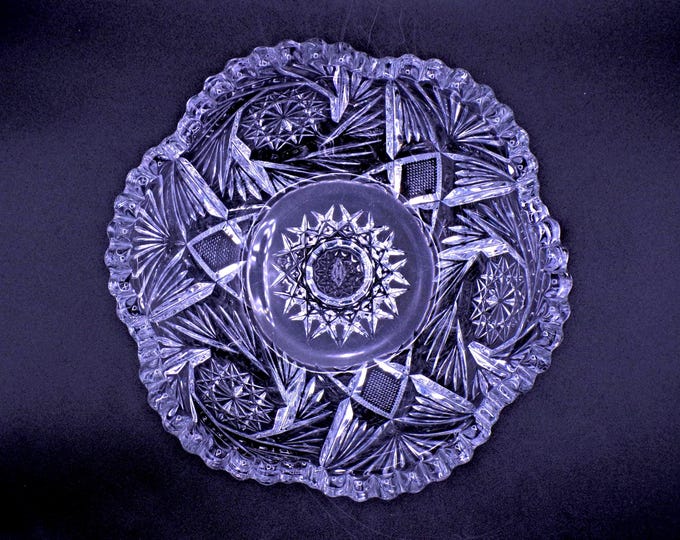 Early American Pressed Glass Bowl, A H Heisey and Company, #350 (OMN) aka Pinwheel and Fan c 1910