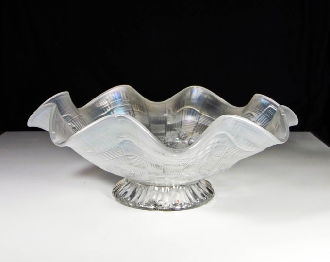 Carnival Glass Bowl, Northwood Glass Company, Three Fruits Medallion 1910 - 1915