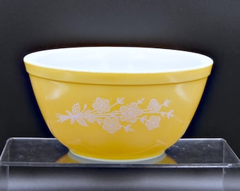 Vintage Kitchen Mixing Bowl, 1.5 l, #402: Pyrex Butterfly Gold 2, 1979-1981