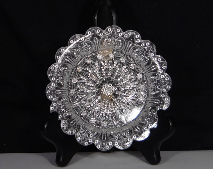 Flint Glass Toddy Plate, Lacy Period, Lee/Rose #811 ca 1820s. Philadelphia Area