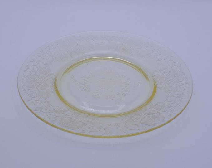 Depression Glass Plate, Hazel-Atlas Glass Company, Florentine #2, Yellow, 1934-1937