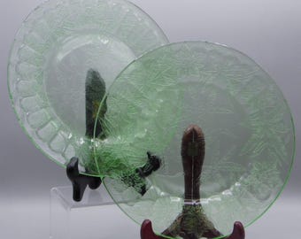 Depression Glass Plate, Jeannette Glass Company, Floral, 1931 - 1935