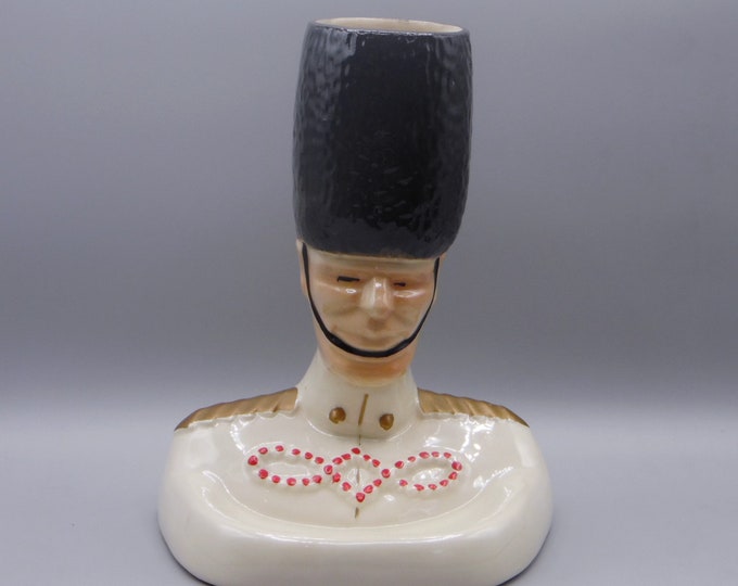 Pottery Gentlemens Dresser Caddy, Unknown Maker, Made for Shields Fifth Avenue Royal Guard Valet, ca 1950's