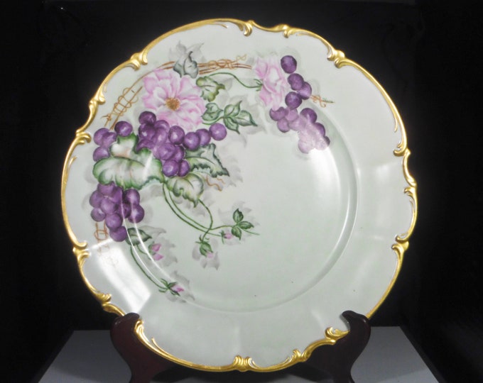 Porcelain Charger Plate, Hutschenreuther, Selb, Bavaria (Lorenz Hutschenreuther) 1939 - 1965