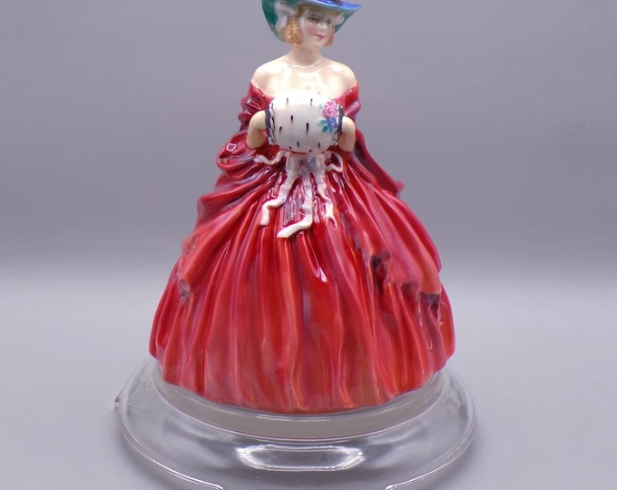 Vintage Pottery Figurine, Royal Doulton Potteries, Genevieve, HN1962, 1941 - 1975