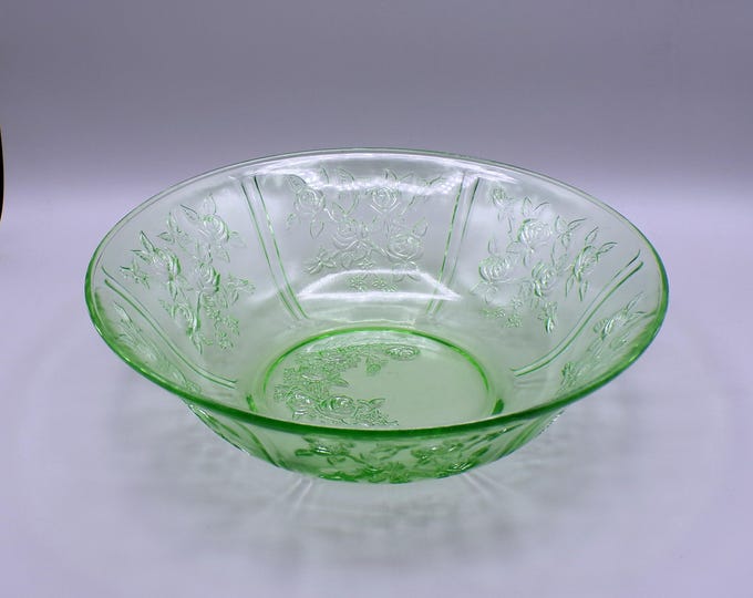 Depression Glass Large Fruit Bowl, Federal Glass Company, Sharon, 1935-1939