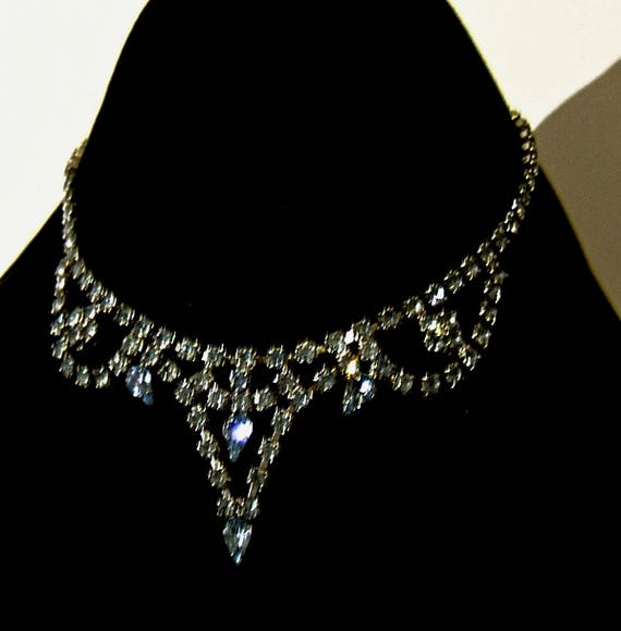 Rhinestone Choker Necklace
