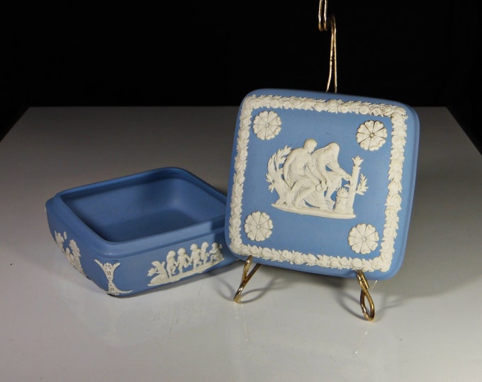 Pottery Trinket Box, Wedgwood England, Sacrif/Aesculapius, Blue Jasperware ca 1960s