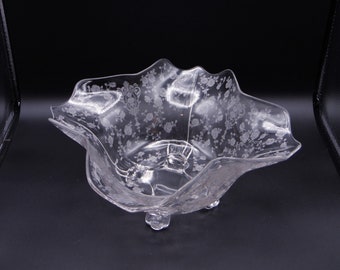 Vintage Cambridge Glass Rose Point Etched Ruffled Bowl, 1930s