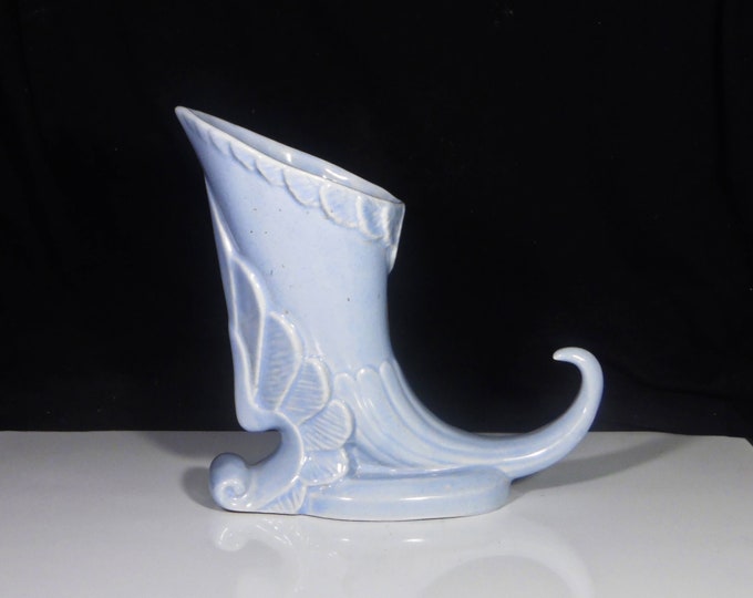 Pottery Vase, NIloak Pottery, Benton Arkansas, Blue, 1939 - 1947