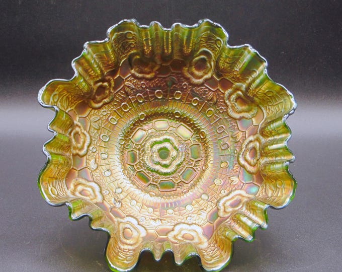 Carnival Glass Bowl, Fenton Art Glass Company, Captive Rose, Green, 1911-1912