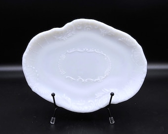 EAPG Pin/Dresser Tray, Dithridge and Company, #13 (OMN), Milk Glass, c1899