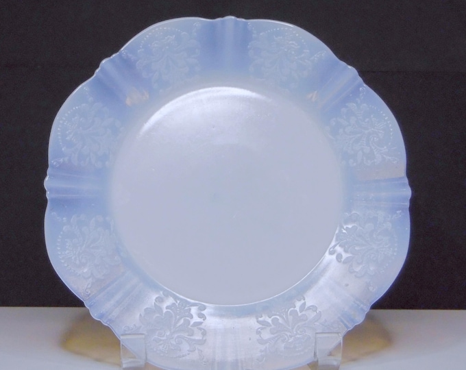 Depression Glass Plate, MacBeth - Evans Glass Company; American Sweetheart; Monax; 1930 - 1936