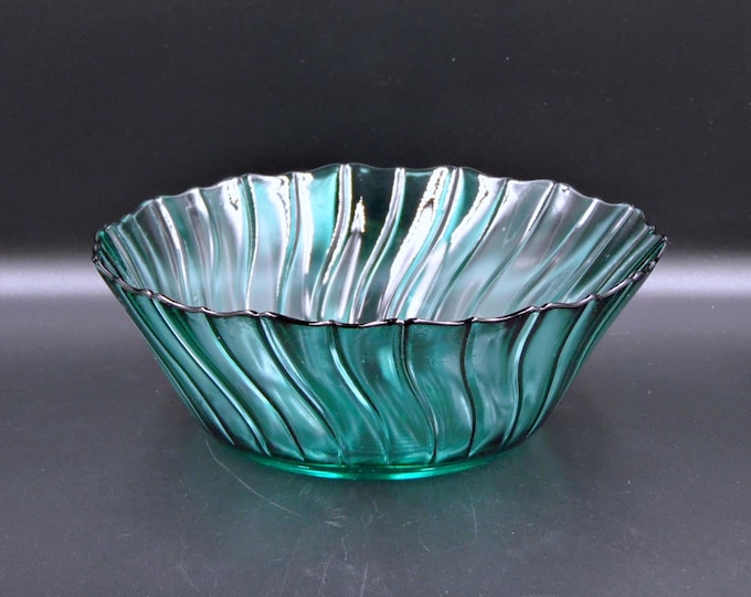 Depression Glass Salad Bowl Jeannette Glass Company Swirl 1937 - 1938