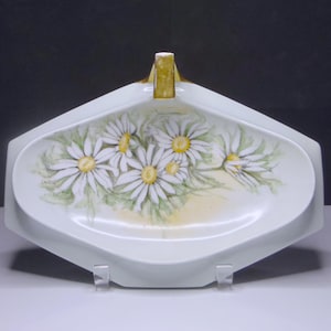Limoges Porcelain Tray: Hand-Painted Daisies, T&V France (1890-1907)