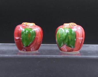 Vintage Pottery Salt and Pepper Shakers, Franciscan Ware, Apple c 1950s