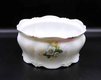RS Prussia Porcelain Ferner, Mold 881, Dogwood and Pine, Satin Finish, 1890-1914