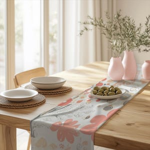 Abstract Floral Table Runner: Whimsical Dining Decor