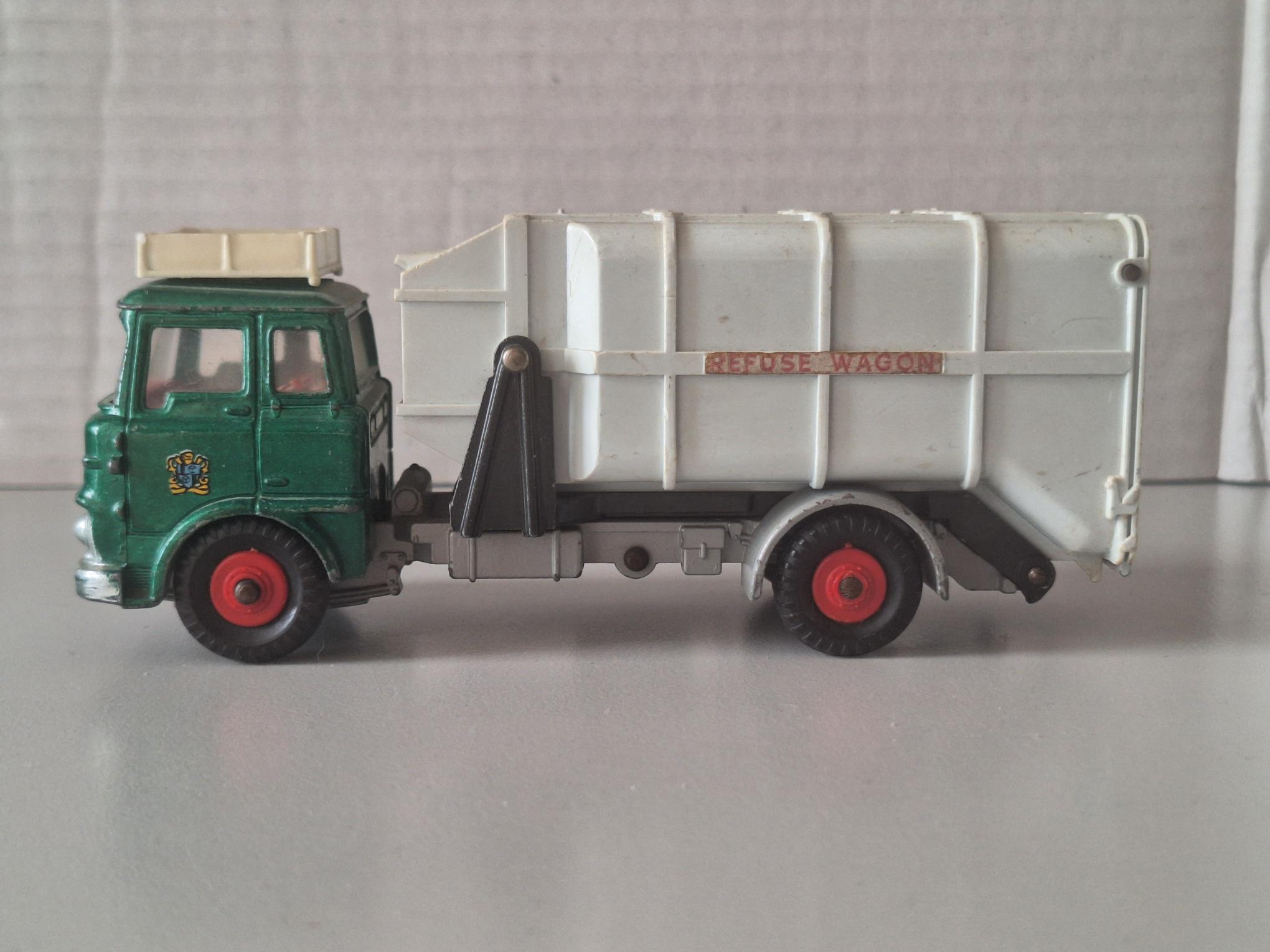 Dinky Toys 25W - Camion Bedford Benne Fixe Verte (miniature Métal Vintage)