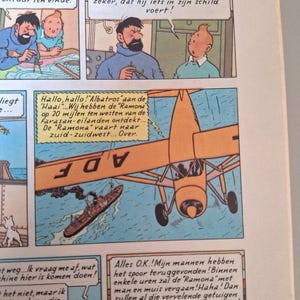 An airplane from a Tintin album image 7
