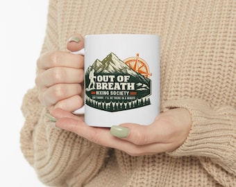 息切れハイキング協会セラミックマグカップ（11オンス、15オンス）ハイカーへの面白いハイキングギフト、キャンパーコーヒーカップ、ヴィンテージアウトドアバッジ