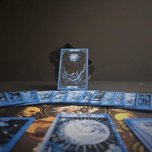 3D-tarotkaarten met doos | 3D-geprint met textuur | Duurzaam | Verouderd ontwerp | Meerdere kleuropties