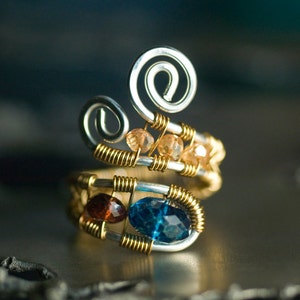 Blauwe Ring, Gold, Argentium Silver Ring, nikkel gratis, Gemstone Antique Ring - Londen blauwe kwarts, Garnet, Champagne kwarts - &quot;Monarch&quot;