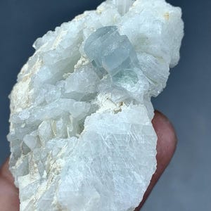 241 Cts Beautiful Top Quality Aquamarine Crystal Specimen  From Skardu Pakistan