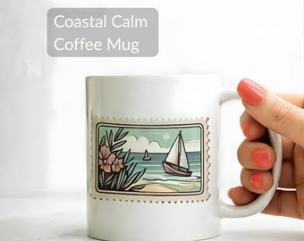 Vintage koffiemok met postzegel: retro design kustzeilboot