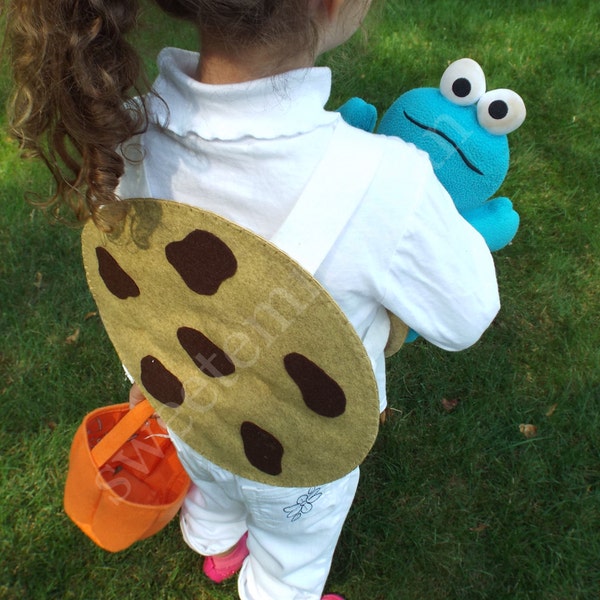 DIY Felt Chocolate Chip Cookie Costume for Big Kids - All the felt you need - Pattern included