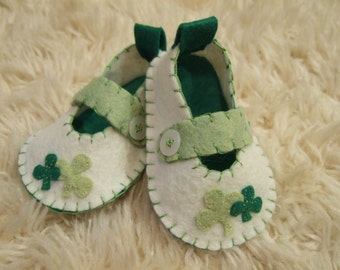 St Patricks Day Baby Shoes - Felt Baby Shoes - Can Be Personalized