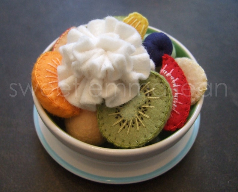 Felt Play Food Pattern Fruit Salad and Fresh Fruit Tart PDF DIY Felt Food image 2