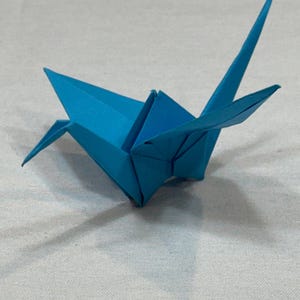Handmade Origami Crane – Paper Bird of Peace, Good Luck Gift, Japanese Origami Decoration, Wedding Favor, Symbolic Paper Art Sculpture