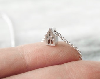 GAAF / COOL - Tiny Amsterdam House Necklace, miniature house pendant, canal house, tuit gable, minimal, dainty necklace