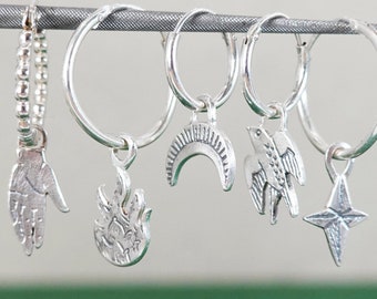 Sterling Silber Charm Creolen: Mond, Stern, Schwalbe, Hand, Feuer