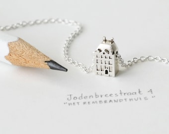 KUNST / ART - Tiny Amsterdam House Necklace, miniature Rembrandthuis, silver, gift for artist, painter, Dutch Renaissance, Rembrandt