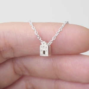 RUSTIG / TRANQUIL Tiny Amsterdam House Necklace, miniature house, silver, huis, architect, dutch, home sweet home, housewarming image 1