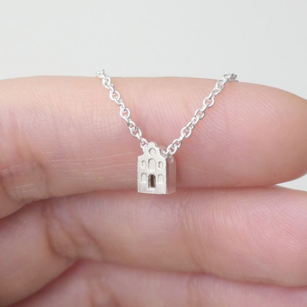 Naszyjnik Tiny Amsterdam House: Miniaturowy Dom ze srebra próby 925