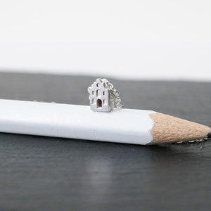 RUSTIG / TRANQUIL Tiny Amsterdam House Necklace, miniature house, silver, huis, architect, dutch, home sweet home, housewarming image 2