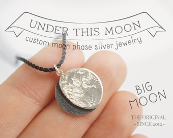 big UNDER THIS MOON / Necklace - Customised lunar phase pendant of your special night in silver and silk, realistic silver moon phase
