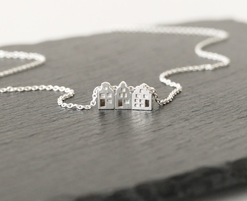 Tiny Amsterdam houses necklace, gift for architect, dutch houses, canal houses, Amsterdam skyline, traveller gift, cityscape image 5