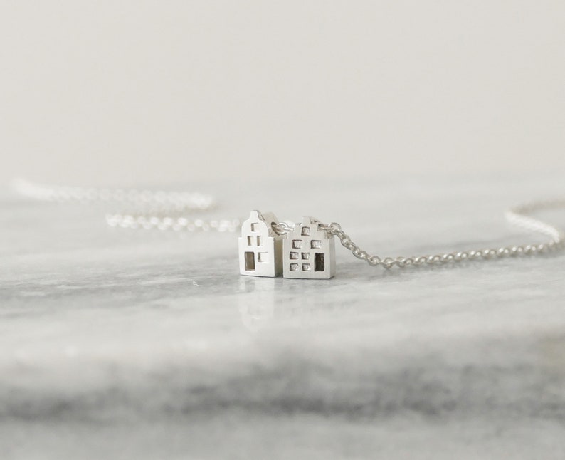 Tiny Amsterdam houses necklace, gift for architect, dutch houses, canal houses, Amsterdam skyline, traveller gift, cityscape image 8