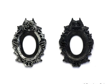 New Small Size Set of 2 Newest Gothic Single Gargoyle Open Back Vintage Style Frame for Cabochon.... 18mm x 25mm