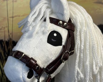 Baby hobby horse snow white. A5 super mini size.