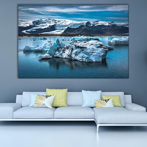 Stampa artistica di un iceberg del ghiacciaio islandese, paesaggio dell'oceano artico, natura blu, decorazione da parete su tela, paesaggio sereno e ghiacciato, fotografia di viaggio, stile nordico