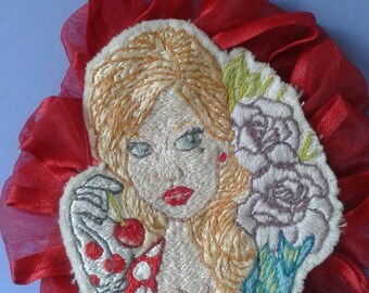retro lady pin/hair clip