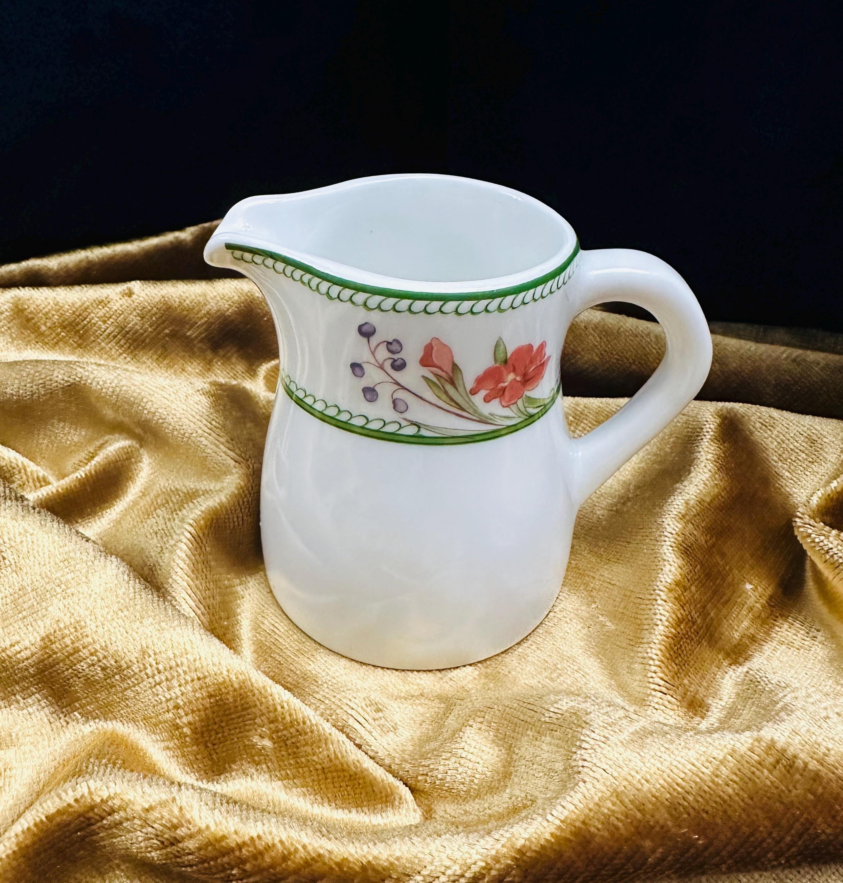 Stoke on Trent 菓器 Stoke on Trent Jug - Etsy